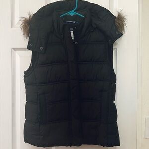 Aeropostale Navy Puffer Vest with Faux Fur Trim